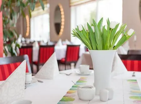 Mit-mensch Hotel 3*