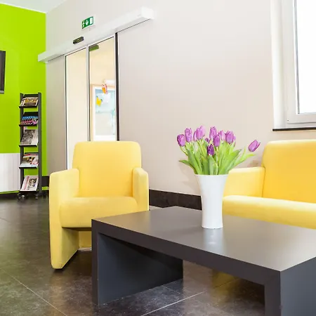 Mit-mensch 3* Berlín