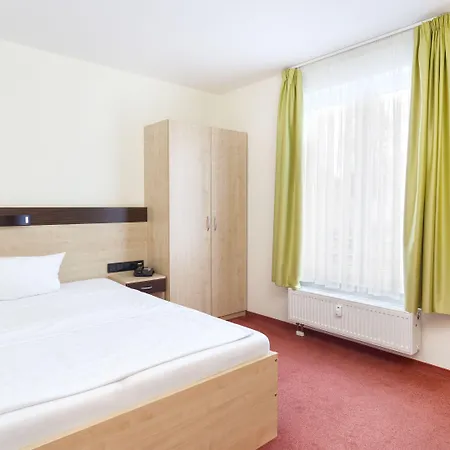 Mit-mensch Hotel Berlín