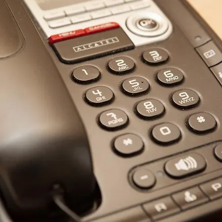 Mit-mensch ברלין