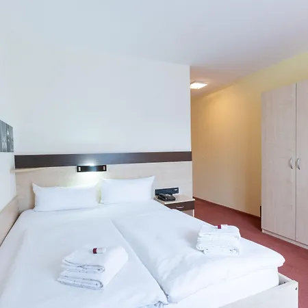 Mit-mensch 3* Berlin